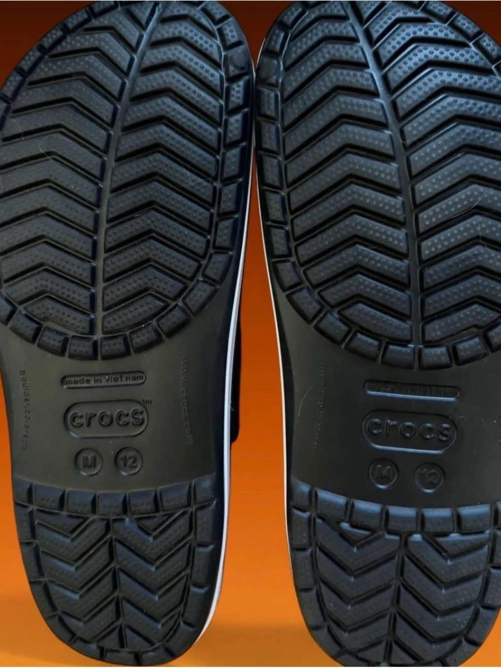 CROCS Crocband Clog in Black with White Trim